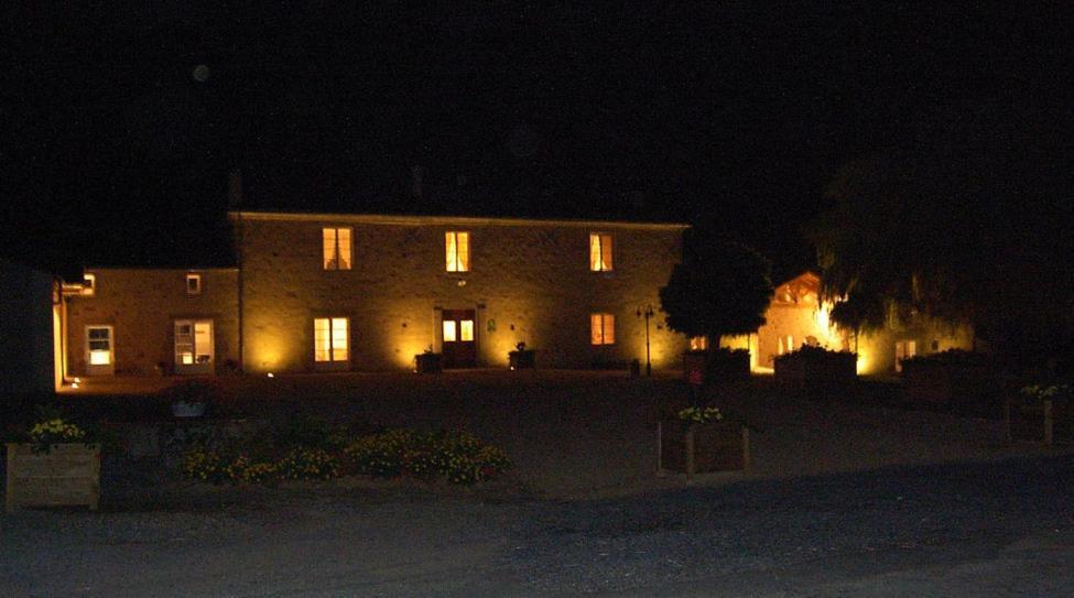 Le Logis Du Chateau Vieillevigne Exterior photo